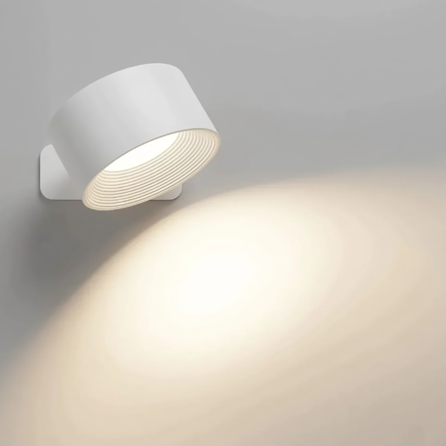 Magnetic Wall Light | Cordless flexibility for effortless everyday illumination