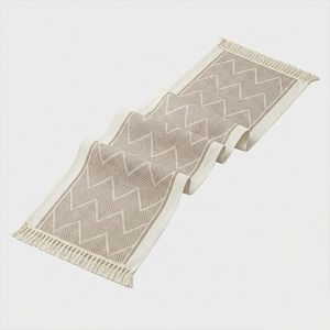 Table Runner | Woven texture for a warm, stylish interior